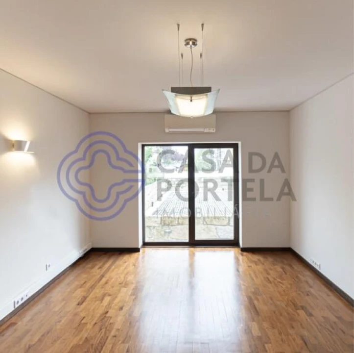 Escritório para Arrendamento em Aldoar, Foz do Douro e Nevogilde Foto 2