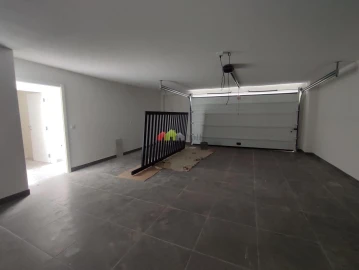 Moradia T4 para Venda em Corroios