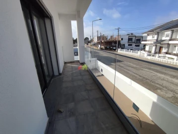 Moradia T4 para Venda em Corroios
