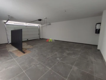Moradia T4 para Venda em Corroios
