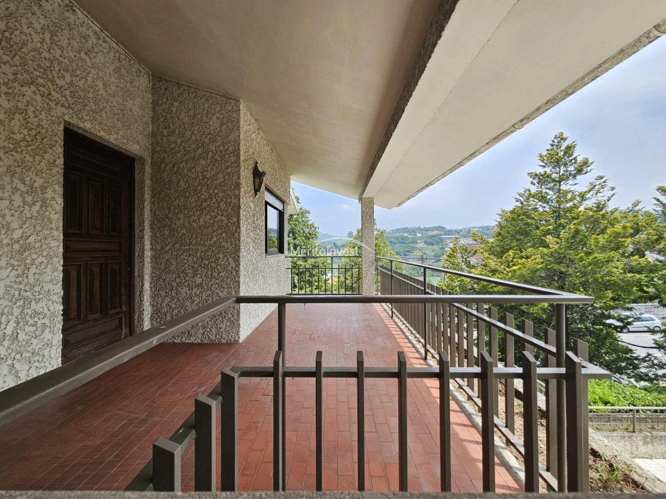 Moradia T4 para Venda em Selho (São Jorge) Foto 9