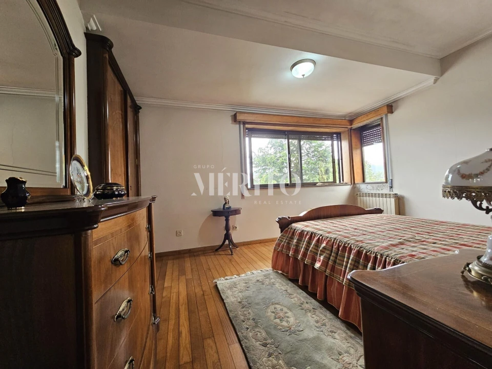 Moradia T4 para Venda em Selho (São Jorge) Foto 15