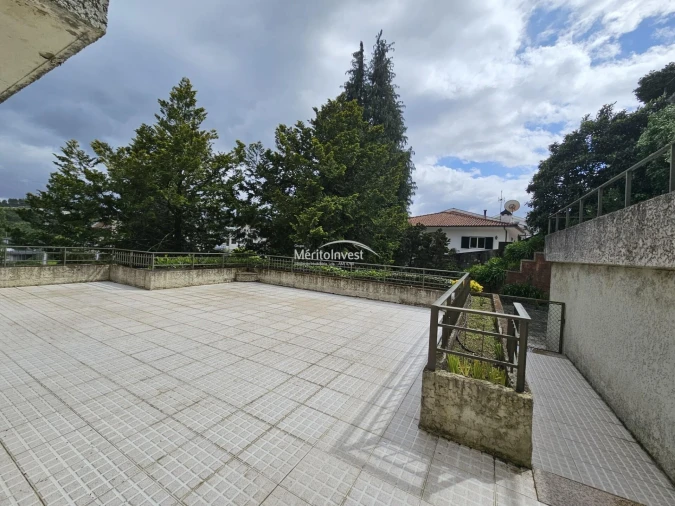 Moradia T4 para Venda em Selho (São Jorge) Foto 5