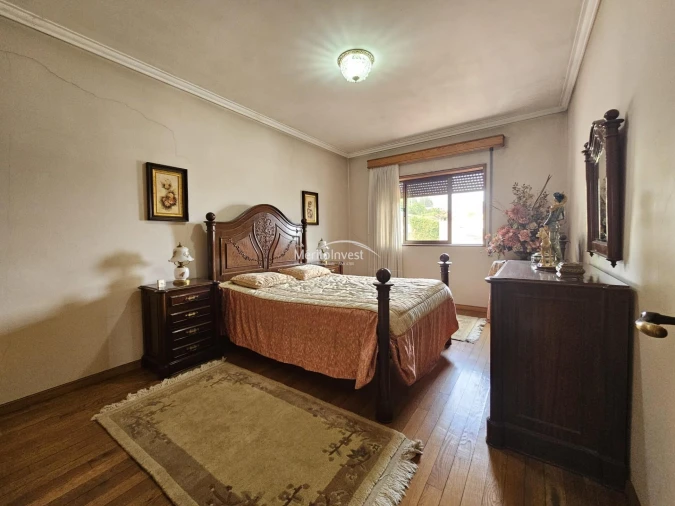 Moradia T4 para Venda em Selho (São Jorge) Foto 13