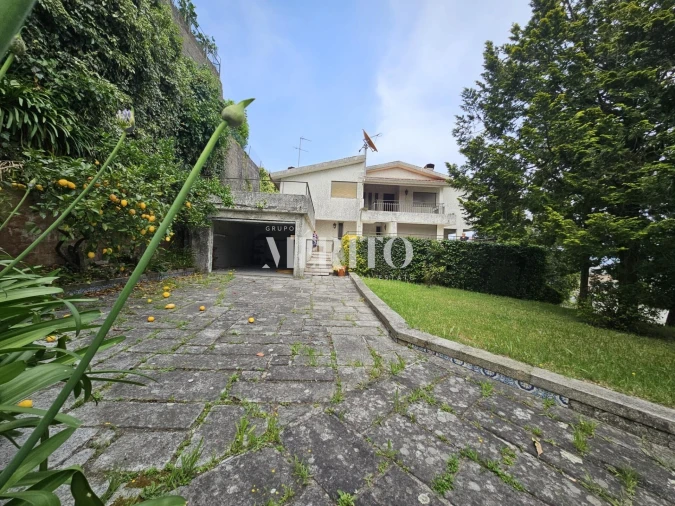 Moradia T4 para Venda em Selho (São Jorge) Foto 27