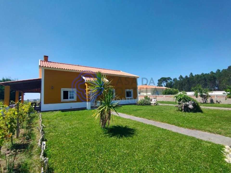 Moradia T2 para Venda em Carvalhal Foto 2