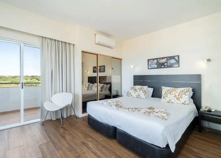 Apartamento para Venda em Alvor Foto 2
