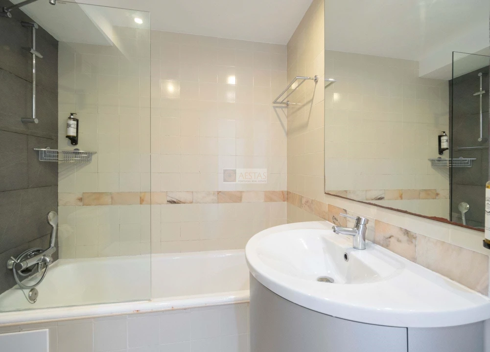 Apartamento para Venda em Alvor Foto 8