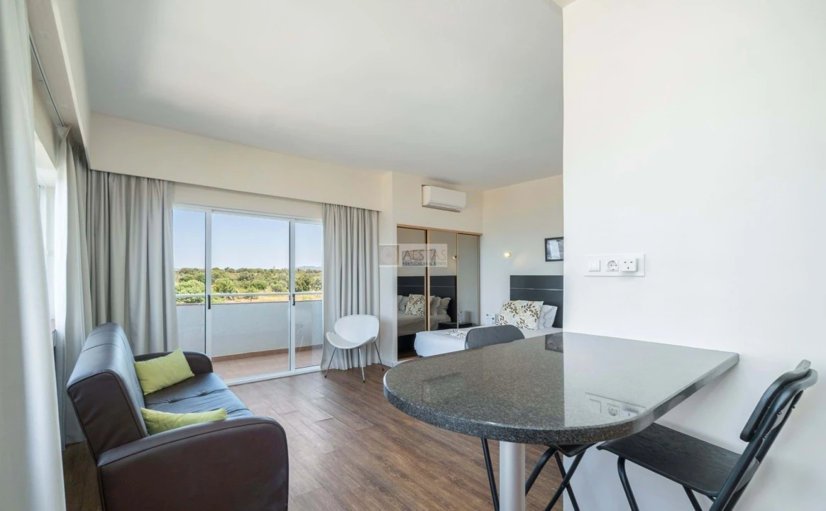 Apartamento para Venda em Alvor Foto 1