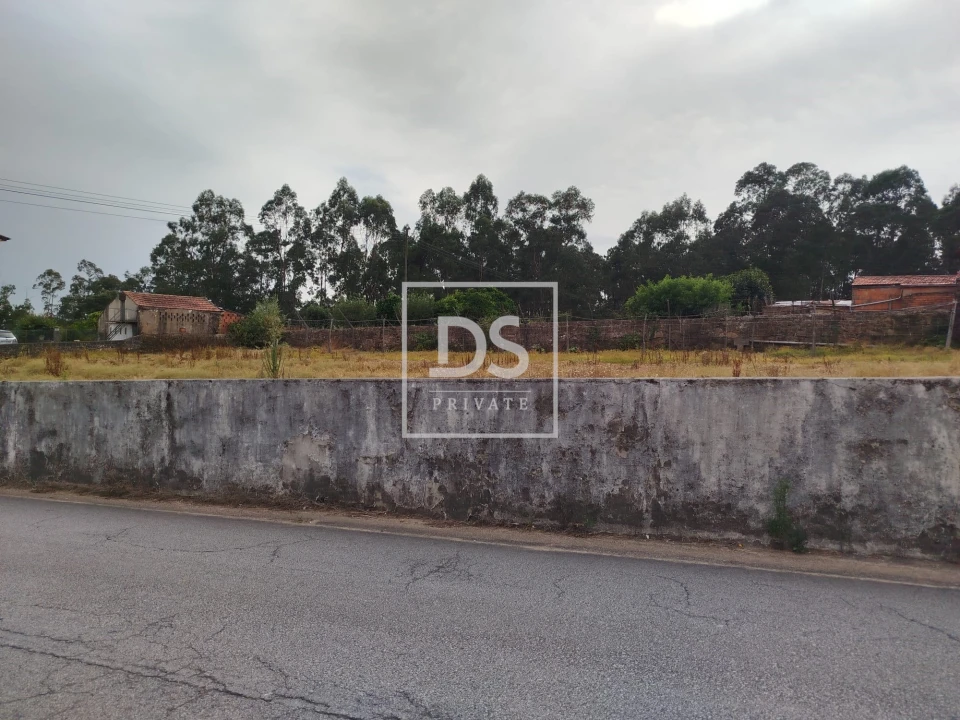 Terreno para Venda em São Martinho da Gandara Foto 1