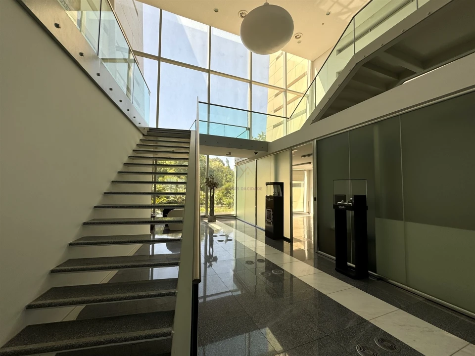 Escritório para Venda em Oeiras e São Julião da Barra, Paço de Arcos e Caxias Foto 13