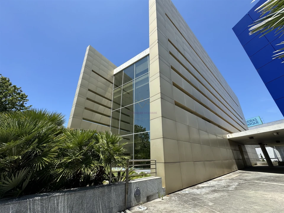 Escritório para Venda em Oeiras e São Julião da Barra, Paço de Arcos e Caxias Foto 1
