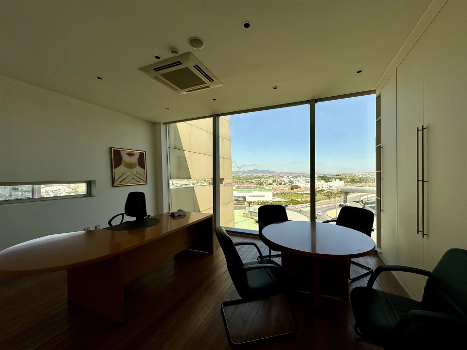 Escritório para Venda em Oeiras e São Julião da Barra, Paço de Arcos e Caxias Foto 26