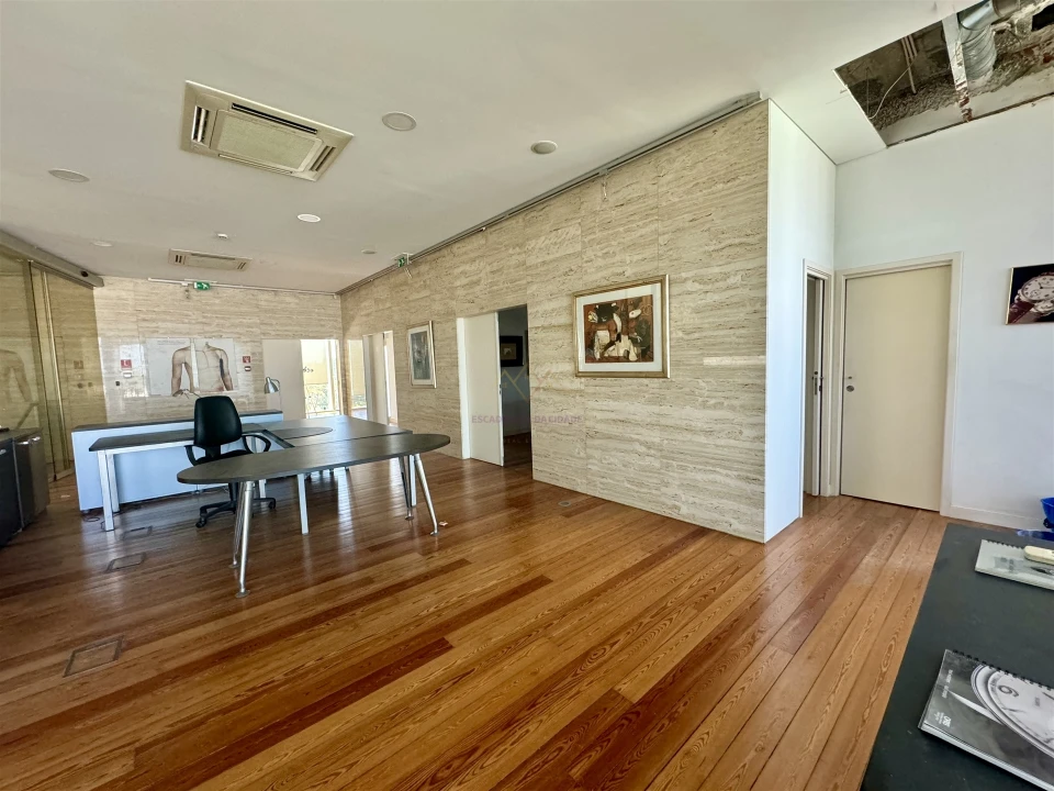 Escritório para Venda em Oeiras e São Julião da Barra, Paço de Arcos e Caxias Foto 16