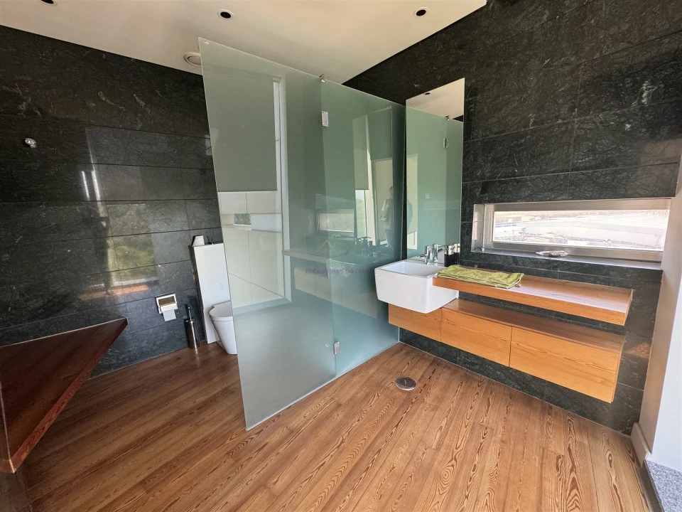 Escritório para Venda em Oeiras e São Julião da Barra, Paço de Arcos e Caxias Foto 22