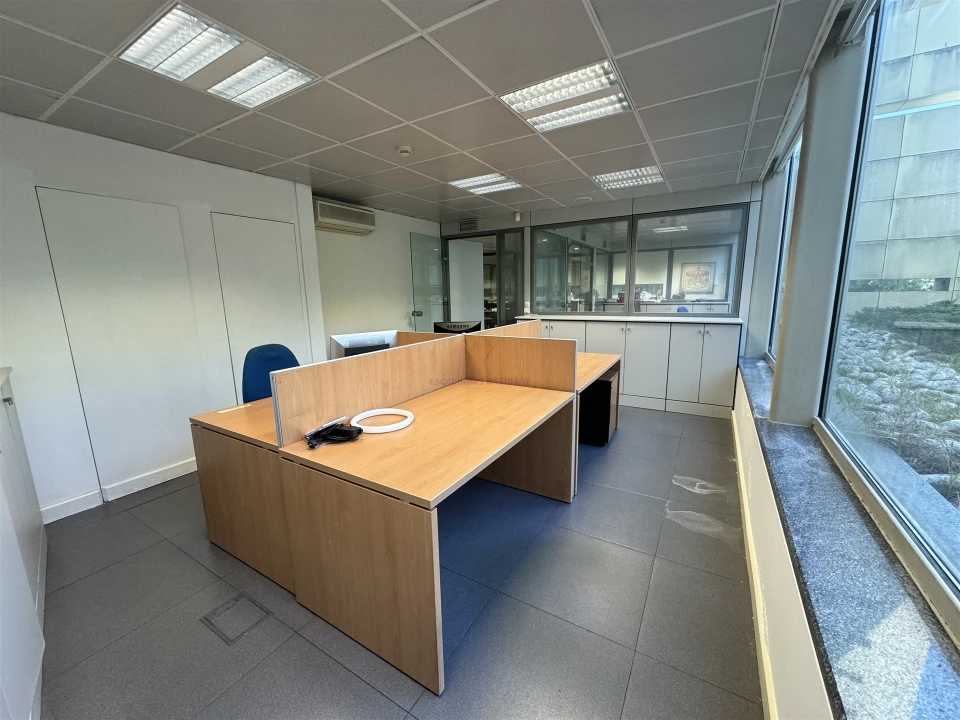 Escritório para Venda em Oeiras e São Julião da Barra, Paço de Arcos e Caxias Foto 63