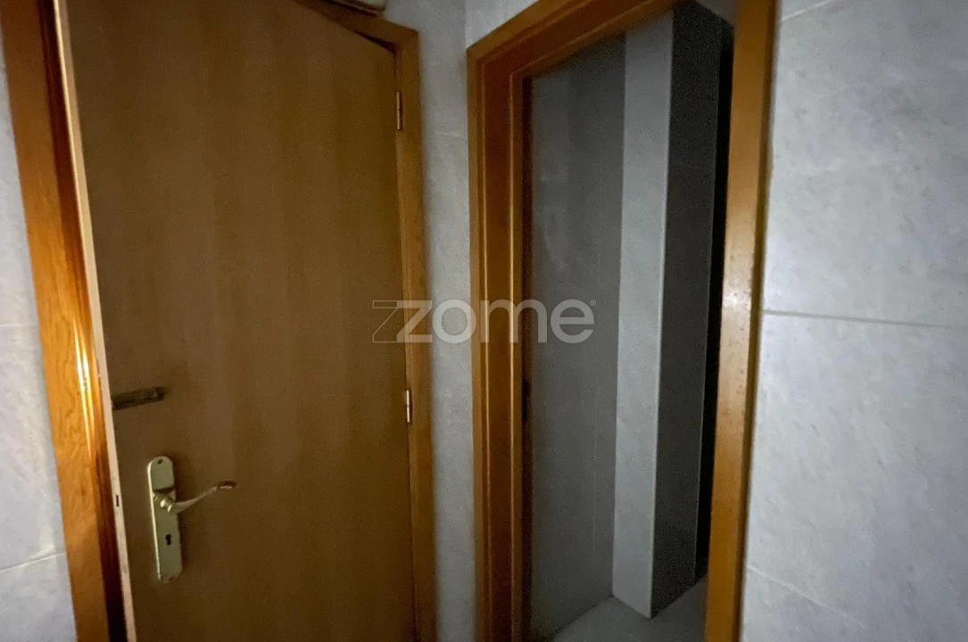 Negócio para Venda em Gulpilhares e Valadares Foto 10