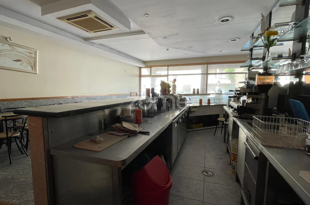 Negócio para Venda em Gulpilhares e Valadares Foto 15