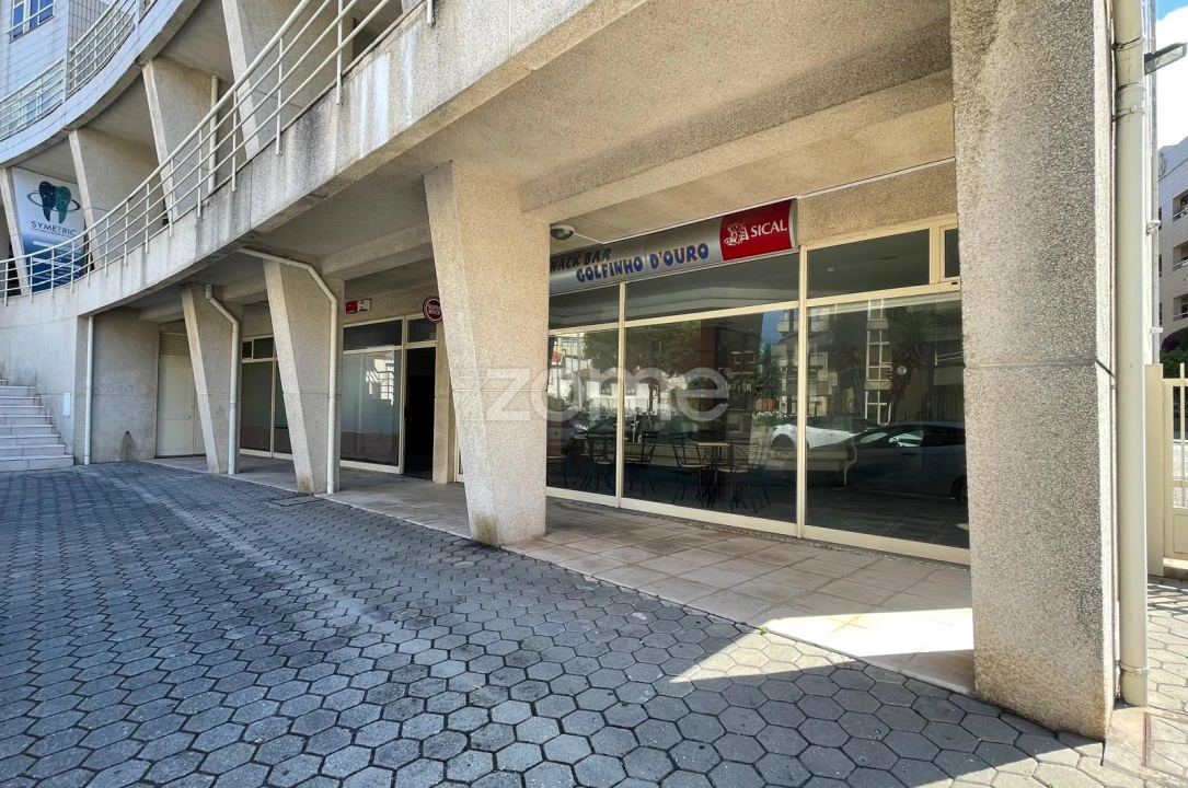 Negócio para Venda em Gulpilhares e Valadares Foto 4