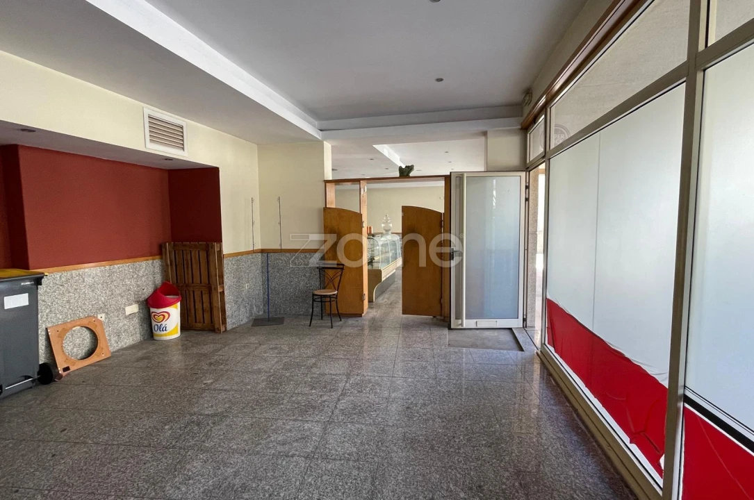 Negócio para Venda em Gulpilhares e Valadares Foto 36