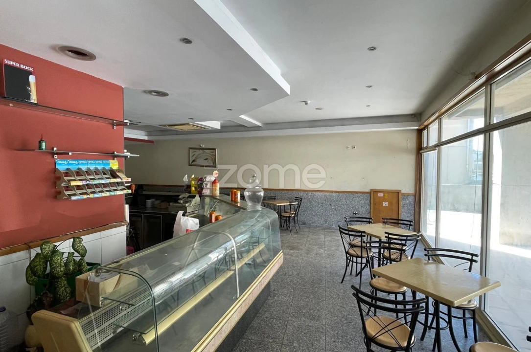 Negócio para Venda em Gulpilhares e Valadares Foto 16