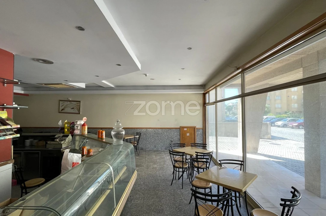 Negócio para Venda em Gulpilhares e Valadares Foto 18