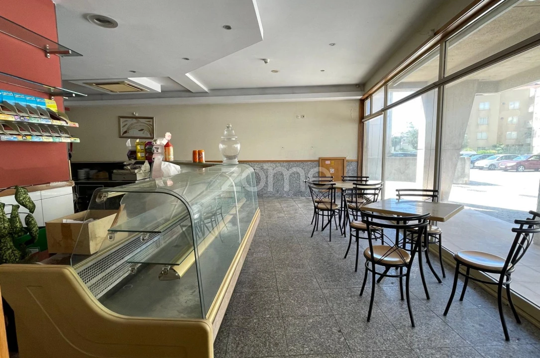 Negócio para Venda em Gulpilhares e Valadares Foto 17