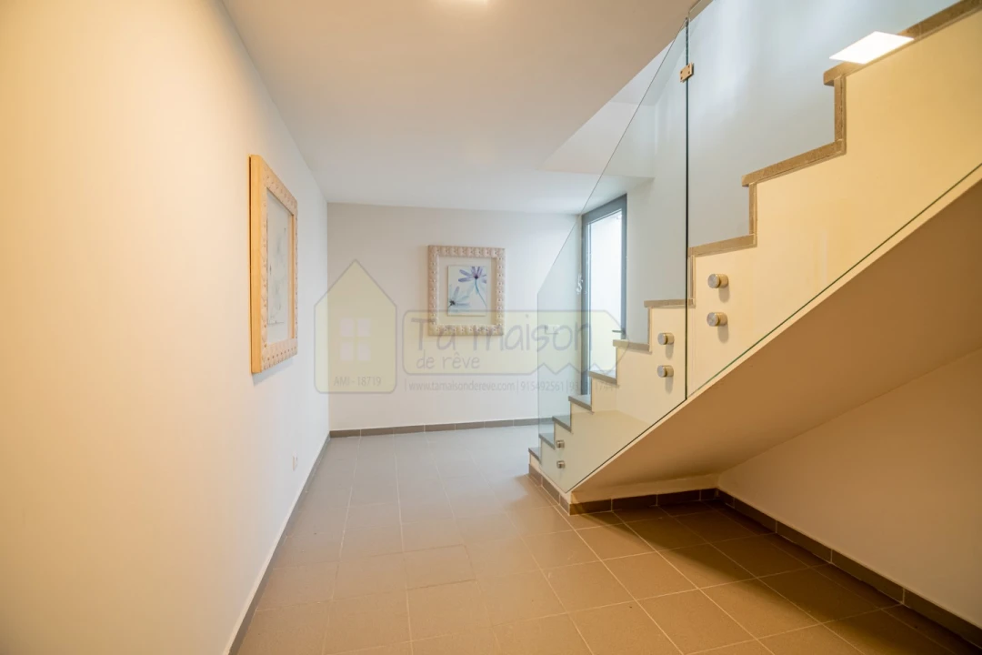 Moradia T3 para Venda em Loule (São Sebastião) Foto 48