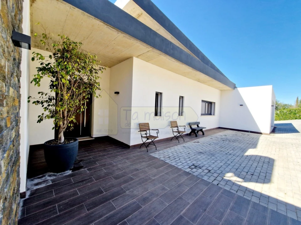Moradia T4 para Venda em Querença, Tôr e Benafim Foto 5