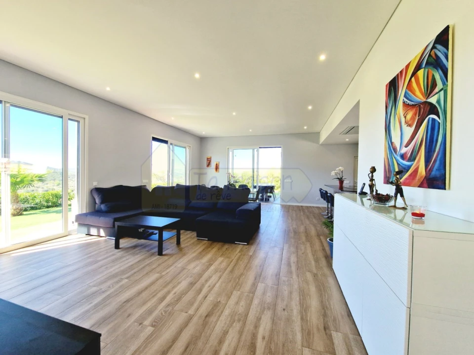 Moradia T4 para Venda em Querença, Tôr e Benafim Foto 23