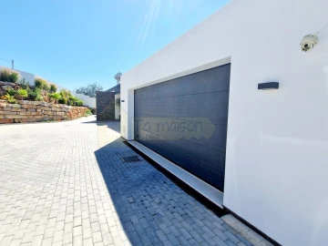 Moradia T4 para Venda em Querença, Tôr e Benafim