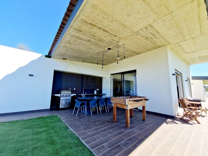 Moradia T4 para Venda em Querença, Tôr e Benafim Foto 7