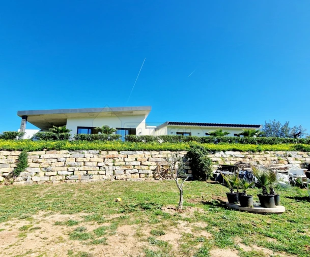 Moradia T4 para Venda em Querença, Tôr e Benafim Foto 3