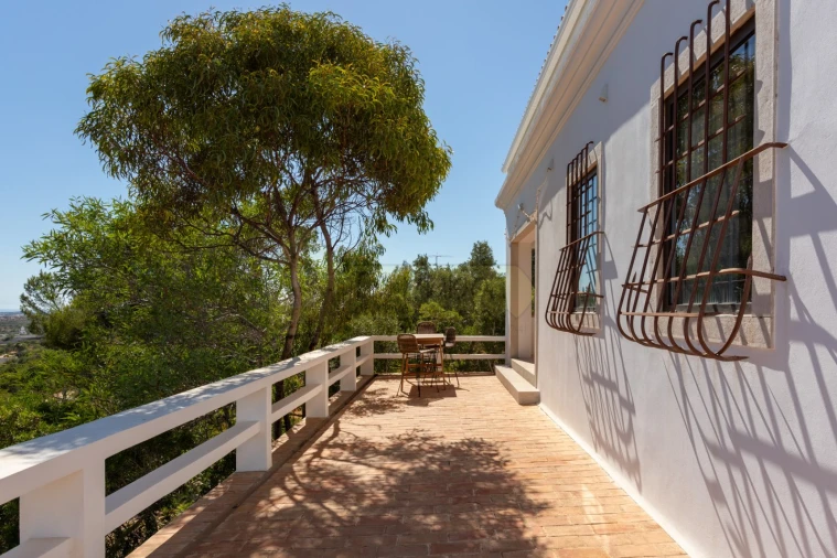 Moradia T4 para Venda em Santa Barbara de Nexe Foto 47