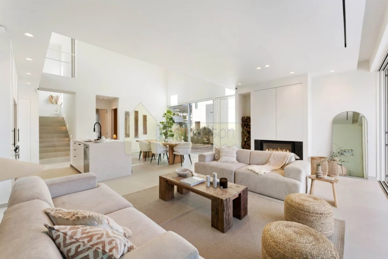 Moradia T3 para Venda em Santa Barbara de Nexe Foto 26