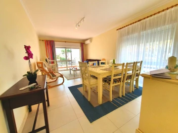 Apartamento T1 para Venda em Quarteira