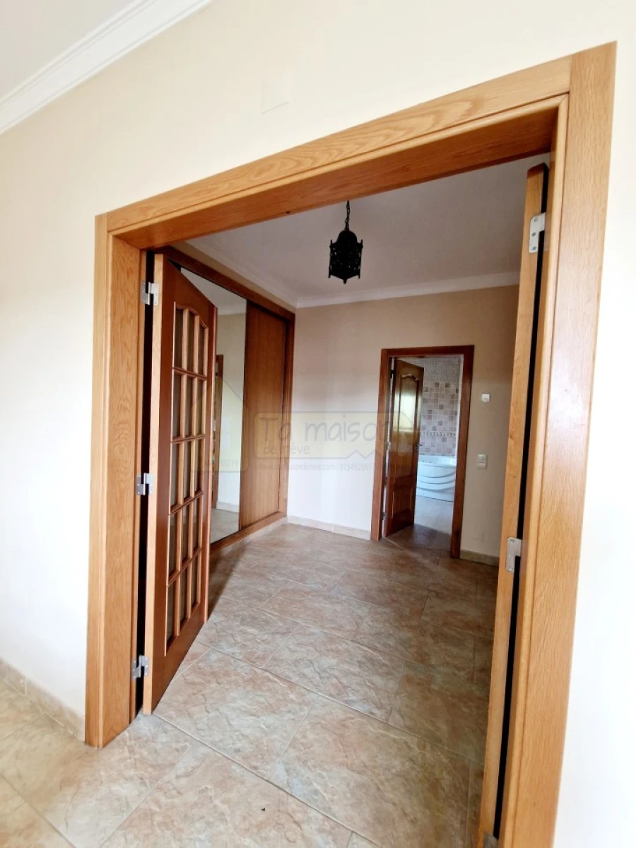 Moradia T4 para Venda em Conceição e Estoi Foto 27