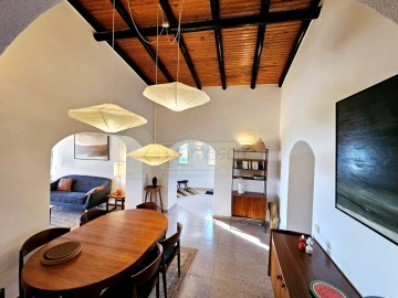 Moradia T2 para Venda em Santa Barbara de Nexe