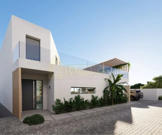 Moradia T4 para Venda em Loule (São Clemente)