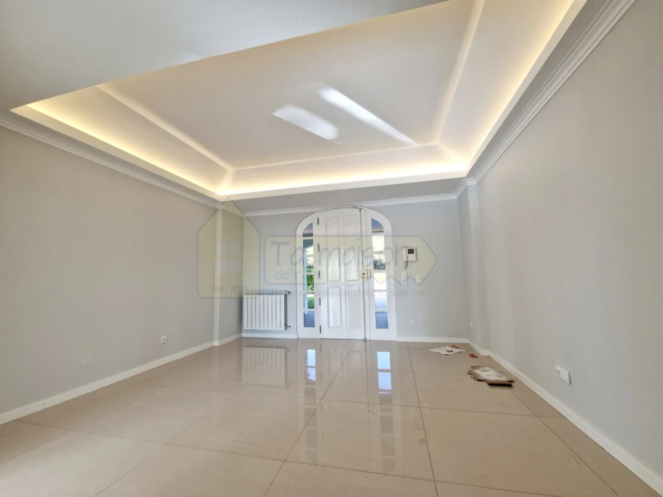Moradia T6 para Venda em Conceição e Estoi Foto 28