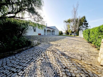 Moradia T6 para Venda em Conceição e Estoi