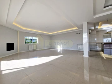 Moradia T6 para Venda em Conceição e Estoi