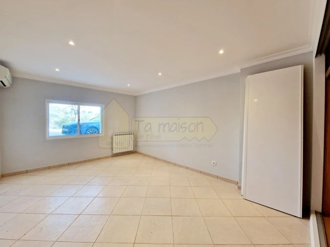 Moradia T6 para Venda em Conceição e Estoi Foto 35