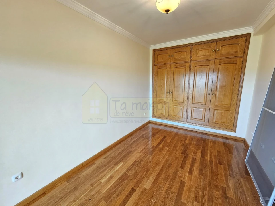 Moradia T3 para Venda em Conceição e Estoi Foto 33