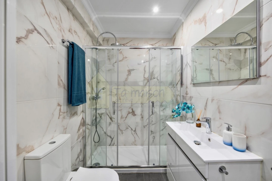 Apartamento T1 para Venda em Quarteira Foto 10