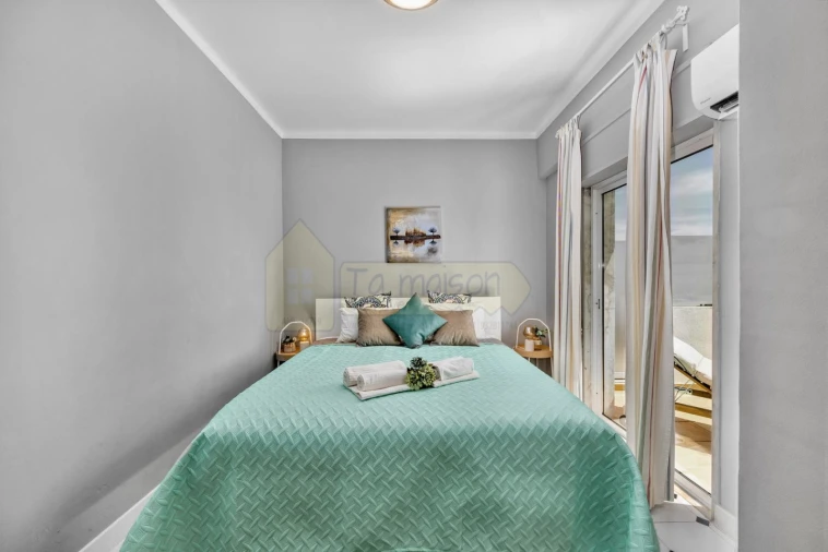 Apartamento T1 para Venda em Quarteira Foto 8