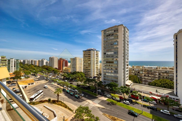Apartamento T1 para Venda em Quarteira Foto 16