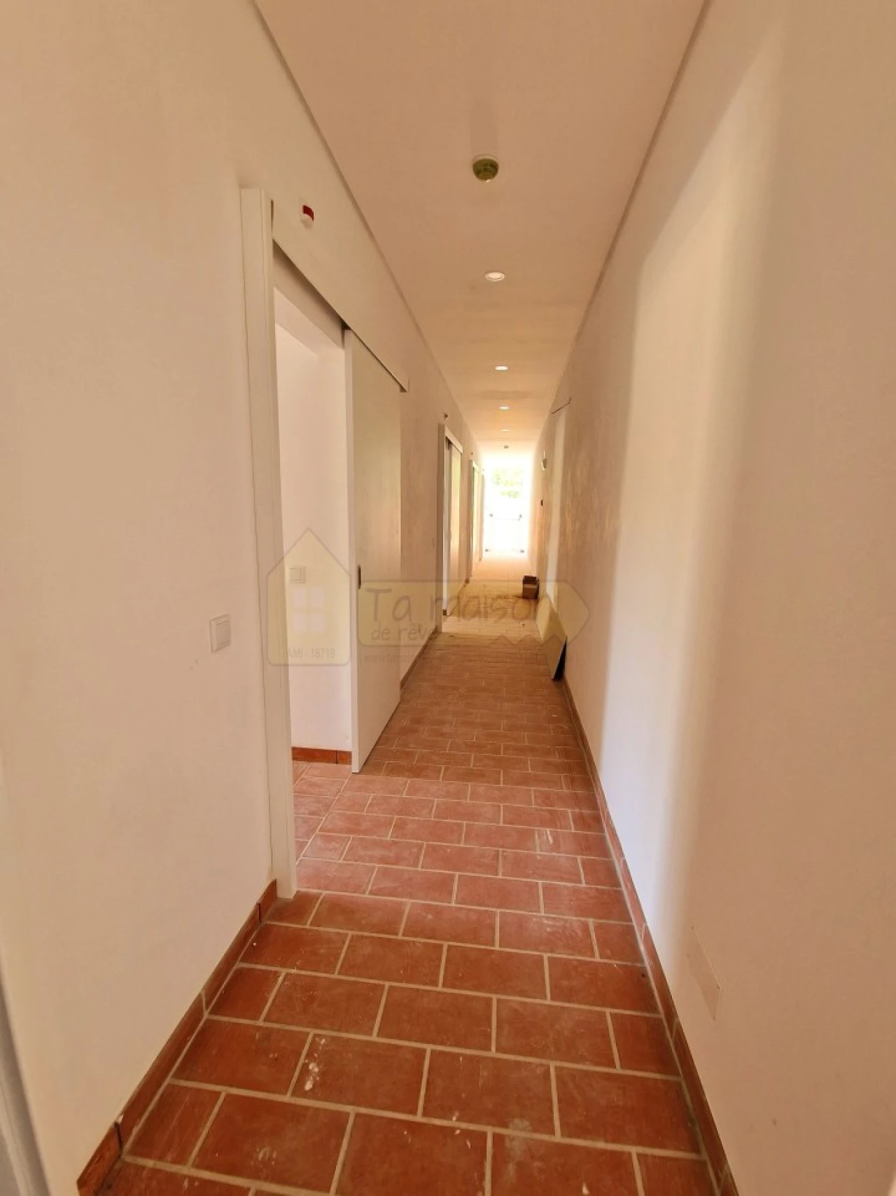 Moradia T8 para Venda em Salir Foto 8