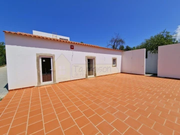 Moradia T8 para Venda em Salir