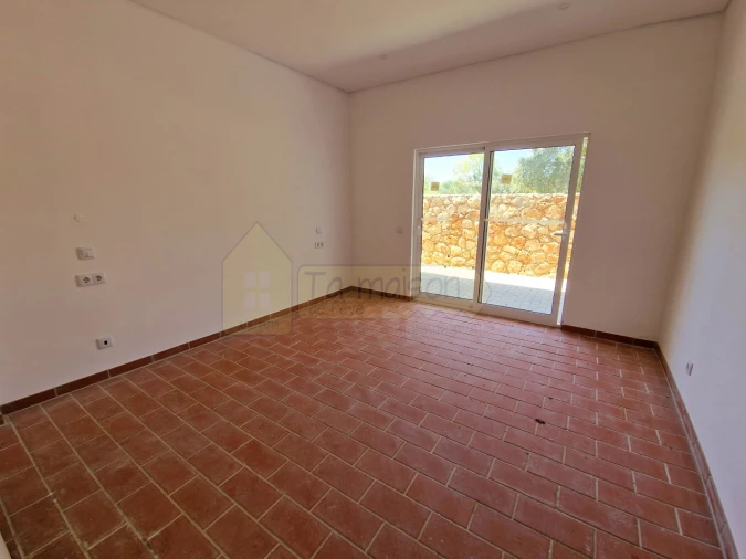 Moradia T8 para Venda em Salir Foto 10